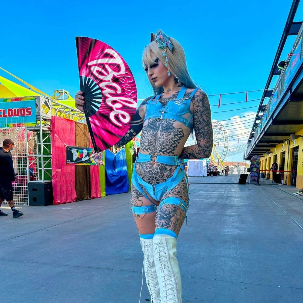 Bass Babe - Image 6