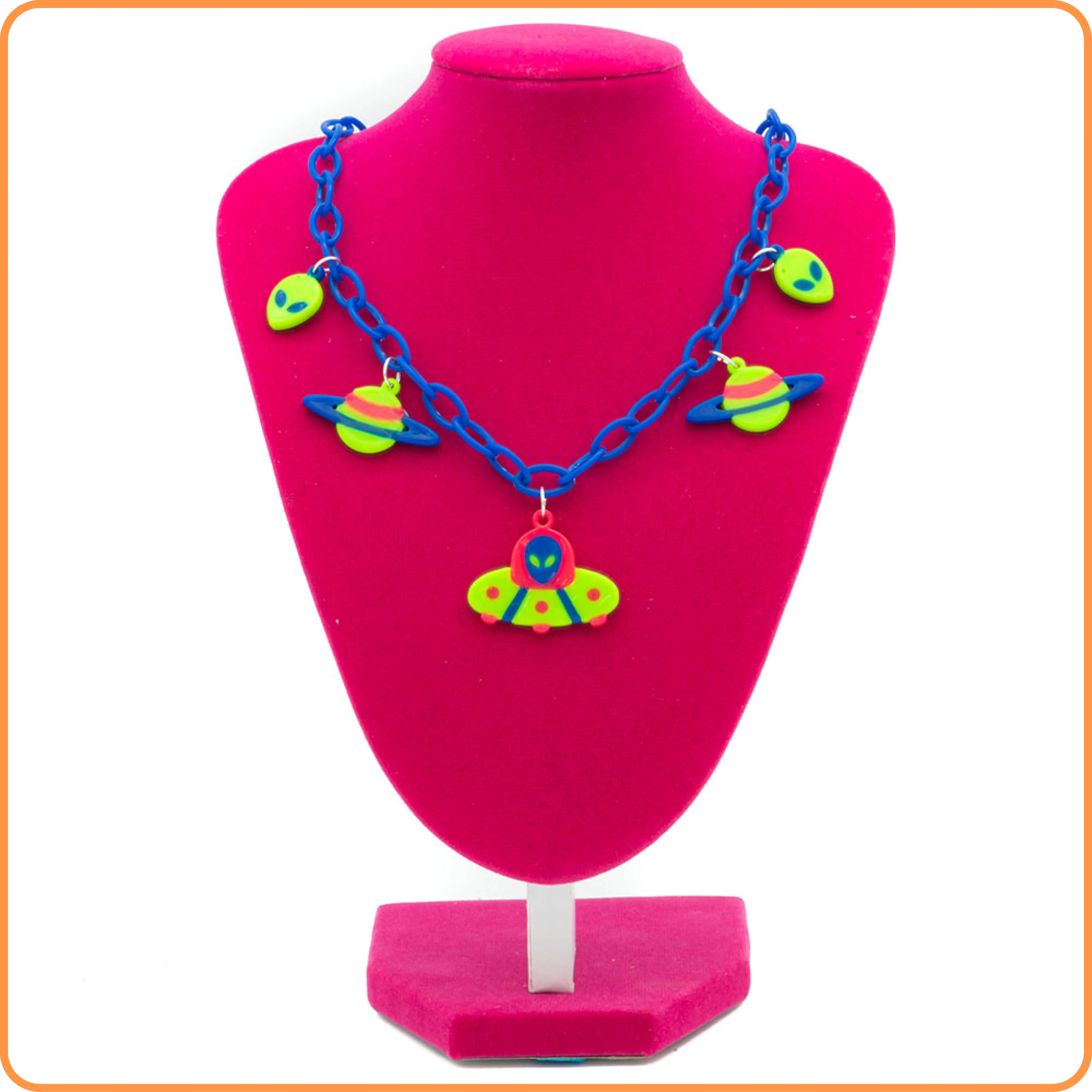 Green Space Vibes Necklace - Image 2